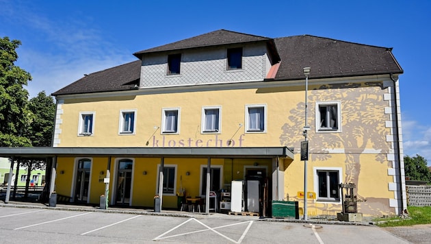 In Baumgartenberg ist der „Klosterhof“ seit einem Jahr zu haben. (Bild: Dostal Harald)