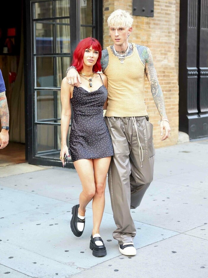 Megan Fox war beim Date mit Machine Gun Kelly ein Hingucker - und das nicht nur wegen ihres sexy ...