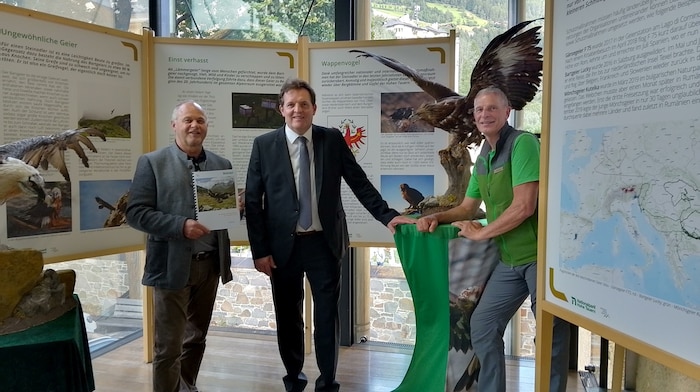 Stellten den Monitoring-Bericht vor (v. li.): Nationalparkdirektor Hermann Stotter, LR René Zumtobel und Ranger Andreas Rofner.
