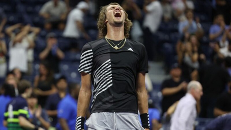 Schrei der Erleichterung bei Alexander Zverev (Bild: AFP/GETTY IMAGES/AL BELLO)