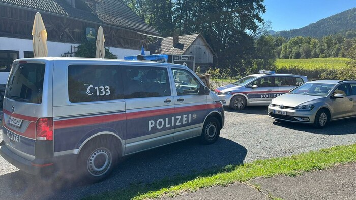 Die Fahndung läuft seit Dienstagabend. Mittwochnachmittag wurde abgebrochen, am Donnerstag geht ...