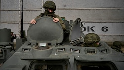 Russische Soldaten in Saporischschja (Archivbild) (Bild: APA/AFP/Andrey BORODULIN)