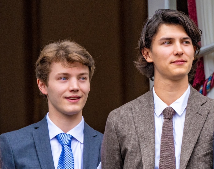 Graf Felix und sein älterer Bruder Graf Nikolai 