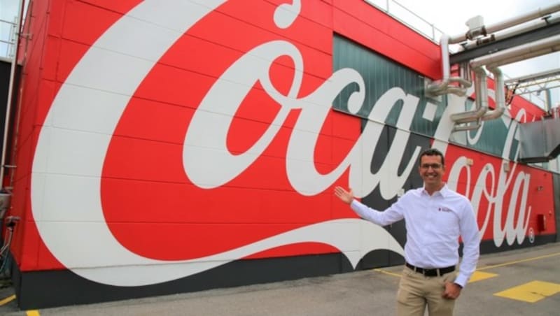 Patrick Redl, Werksleiter im Produktions- und Logistikzentrum in Edelstal, sprach mit der „Krone“ über die neuen Entwicklungen. (Bild: Grammer Karl)