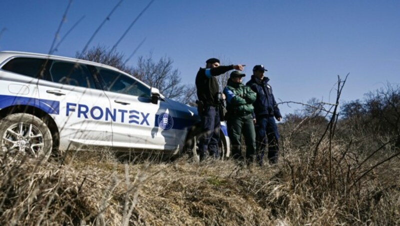 Österreich überdenkt seine Position gegenüber Rumänien und Bulgarien und ist zur Lockerung des Schengen-Vetos bereit. (Bild: AFP)