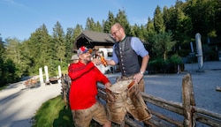 Daniel Sommerluksch und Christian Eibl samt Lederhose