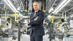 Als Vorstandsvorsitzender des VW-Konzerns führt Oliver Blume 650.000 Mitarbeiter. Ob er mehr Zeit als seine Vorgänger bekommt? (Bild: Sebastian Gollnow/DPA/AFP via Getty Images)