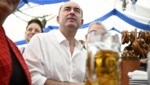 Darf weiter als Vize-Ministerpräsident Bayerns durch Bierzelte touren: Hubert Aiwanger (Bild: AFP)