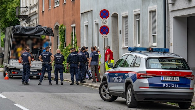 In kurzer Zeit wurden in Linz einige Schleppertransporte gestoppt. (Bild: TEAM FOTOKERSCHI / KERSCHBAUMMAYR)