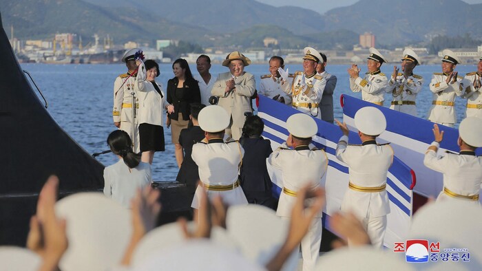 U-Boot „Nr.841“ bei der Stapellaufzeremonie