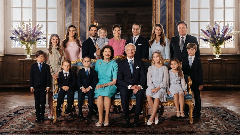 The Swedish royal family is on vacation - only Princess Madeleine is staying to see how things are going. (Bild: Photo: Clément Morin/The Royal Court of Sweden)