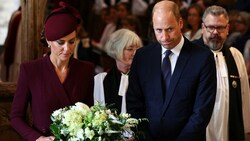 Der Auftritt am ersten Todestag von Queen Elizabeth II. fällt dem Prinzenpaar von Wales sichtlich schwer. (Bild: APA/AFP/POOL/TOBY MELVILLE)