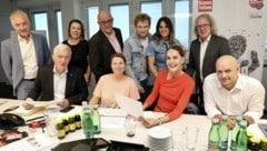 Die Herzensmensch-Jury in der Zentrale der „Krone“ in Wien. (Bild: Jöchl Martin)