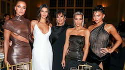 Die Kardashian-Jenner-Familie verkauft seit Oktober ihre alten Sachen im Netz. (Bild: BFA / Action Press / picturedesk.com)