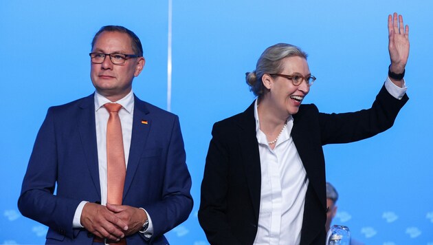Die AfD-Spitze mit Alice Weidel und Tino Chrupalla (Bild: AFP)
