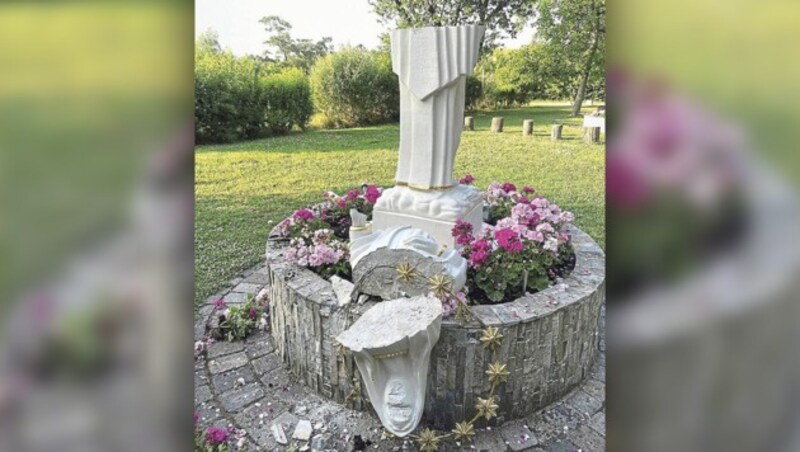 Vandalen hatten die Mutter Gottes zersägt. (Bild: Robert Sturm, Krone KREATIV)