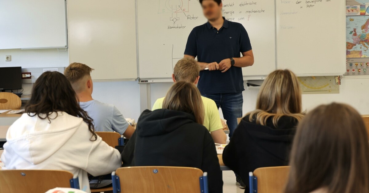 Was Bringt Schuljahr? - Neue Schulen, Neue Lehrpläne Und Alte Probleme ...