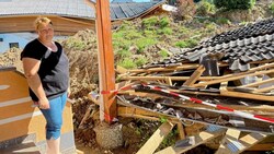 Diese Familie in St. Johann/Saggautal hat eine Hangrutschung schwer getroffen. (Bild: Fulterer Claudia)