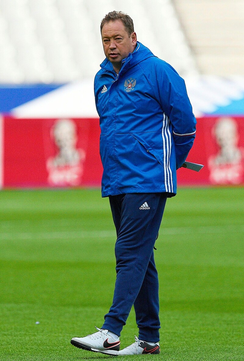 Trainer Leonid Slutski (Bild: AFP or licensors)