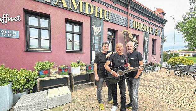Volker Weyse, Fred Pokomandy und Franz Reichart alisa „Oberwart 3“ laden anlässlich ihres 25-jährigen Bandjubiläums zum Benefizkonzert. 