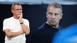 Ralf Rangnick (l.) hat sich zum freien Bundestrainer-Posten geäußert. (Bild: APA/AFP/Ronny Hartmann. Gepa, Photoshop)