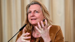 Die ehemalige Außenministerin Karin Kneissl (Bild: AFP)