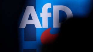 Die AfD (Alternative für Deutschland) ist eine rechtspopulistische bis rechtsextreme politische Partei in Deutschland, die 2013 gegründet wurde. (Bild: AFP)