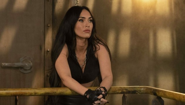 Hollywood-Beauty Megan Fox als neues Gesicht in „The Expendables 4.“ (Bild: © 2023 LEONINE)