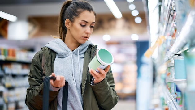 Viele Kunden vertrauen einem Markenzeichen, das oft aber leider nur das Blaue vom Himmel verspricht. So erkennen Sie, ob es sich um Wahrheit oder geschicktes Marketing handelt. (Bild: drazen zigic - stock.adobe.com)