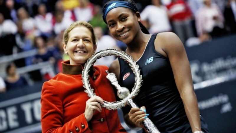 Turnierchefin Sandra Reichel hier mit Coco Gauff (Bild: GEPA pictures)