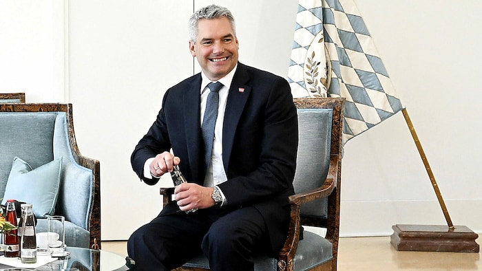 Der Bundeskanzler freute sich über das bayrische Lob.