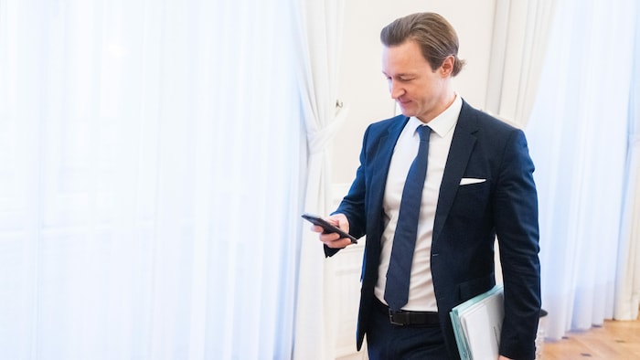 Die COFAG wurde unter Finanzminister Blümel eilig eingerichtet, von Anfang gab es Kritik an dem ...