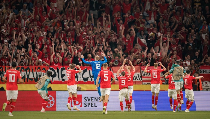 Das Team wurde nach dem Triumph von den Fans frenetisch gefeiert.