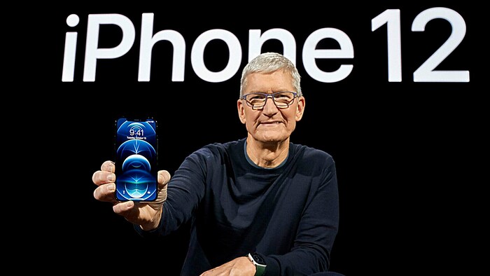 Apple-Chef Tim Cook bei der Präsentation des iPhone 12 im Oktober 2020