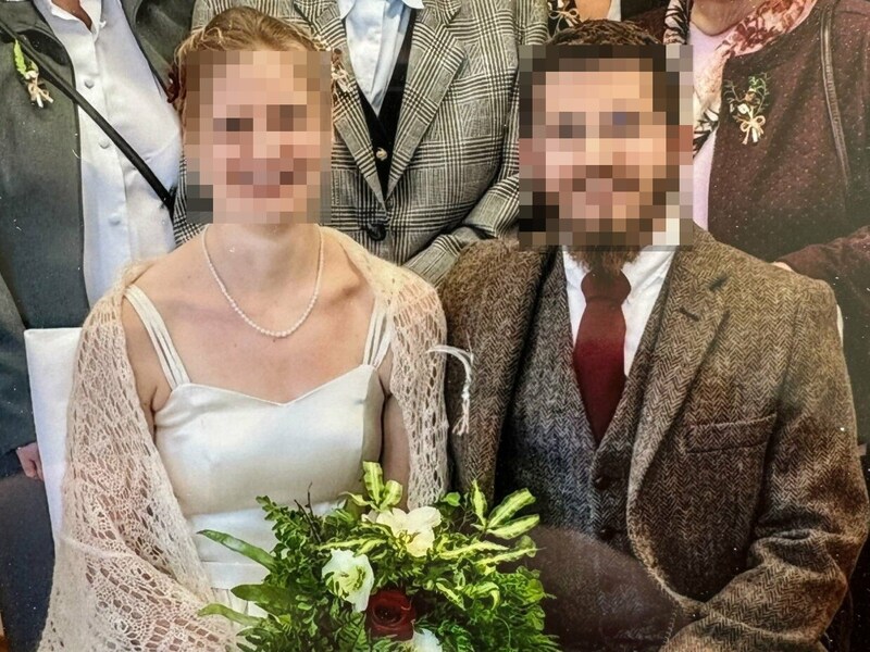 Die verstorbene Tierpflegerin (33) mit ihrem Ehemann und Kollegen (34) bei ihrer gemeinsamen Hochzeit. (Bild: zVg, Krone KREATIV)