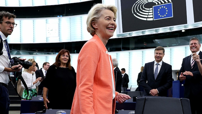 Applaus für die Kommissionschefin im EU-Parlament in Straßburg