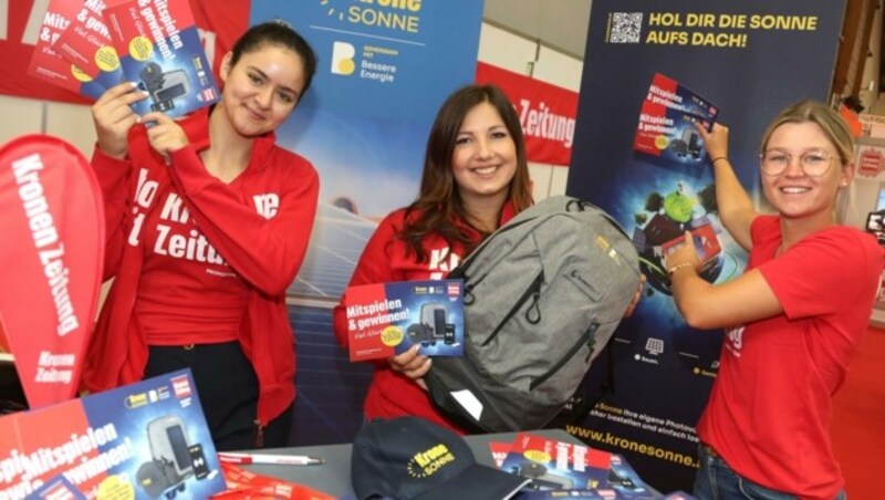 Am „Krone“-Stand gibt es beim „Krone“-Sonne-Gewinnspiel Solar-Rucksäcke zu gewinnen (Bild: Rojsek-Wiedergut Uta)