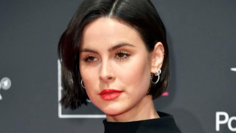 Lena Meyer-Landrut kann Handy-Spiele nicht löschen. (Bild: (c) www.VIENNAREPORT.at)