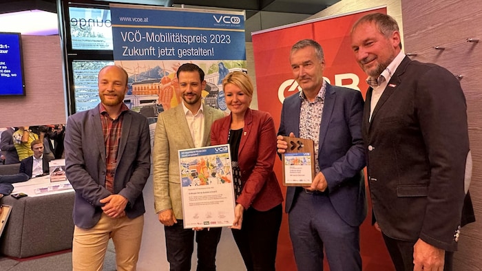 Den Hauptpreis räumte die Klagenfurt Mobil GmbH ab. Von links nach rechts: Michael Schwendinger ...