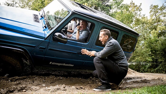 Bei der Werksabholung wird Offroad-Abenteuer unter Anleitung geboten - dafür muss man nicht sein ...