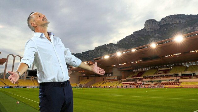 Adi Hütter im Stade Louis II. (Bild: GEPA pictures/Philipp Brem)