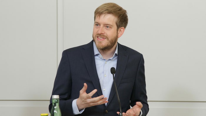 „Alle Parteien könnten ein Interesse an Transparenz haben“, betont Transparenzaktivist Mathias ...