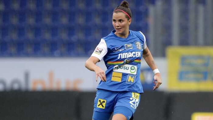 Kapitänin Jennifer Klein