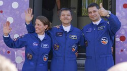 Loral O‘Hara, Oleg Kononenko und Nikolai Tschub (Bild: Roscosmos space corporation)