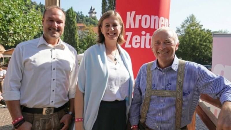 Mediaprint-Anzeigenleiter Alf Markus, Tourismuslandesrätin Barbara Eibinger-Miedl und Energie-Steiermark-Vorstand Christian Purrer (Bild: Pail Sepp)