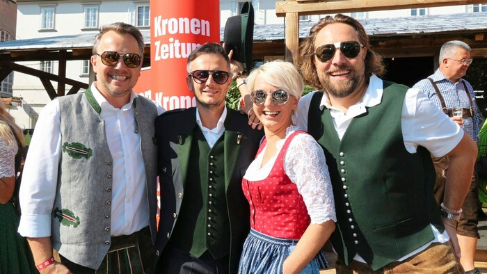 Steiermark-Tourismus-Geschäftsführer Michael Feiertag, Richard Peer (Holding Graz) und ...