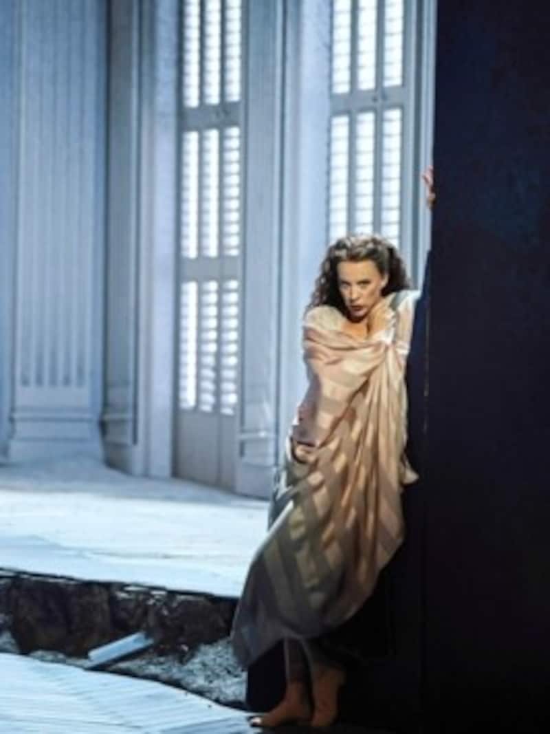 Astrid Kessler als Salome (Bild: © Barbara Pálffy / Volksoper Wien)