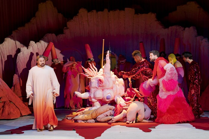 John Osborn (Polyeucte), David Steffens (Félix), Tänzer, Arnold Schönberg Chor