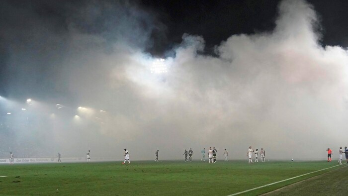 Die Merkur Arena versank im Nebel.