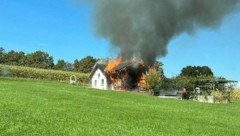 Plötzlich fing das Gebäude Feuer. (Bild: Christian Schulter)